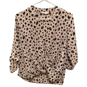 All in favor‎ leopard blouse